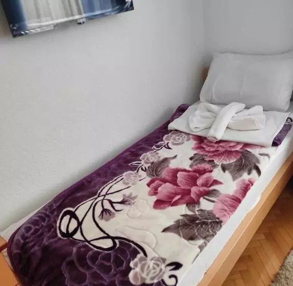 Motel Bi