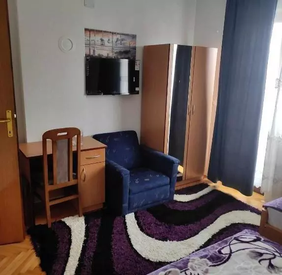 Motel Bi