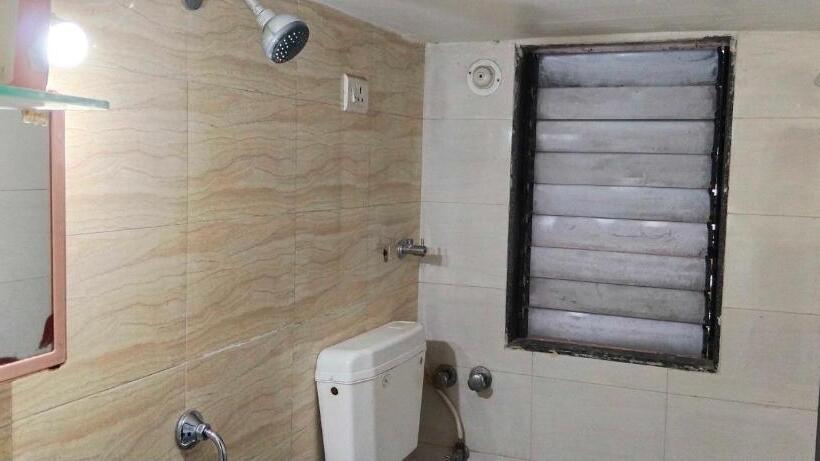 Oyo Flagship Hotel Golden Nest