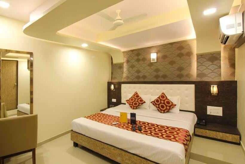 Oyo Flagship Hotel Golden Nest