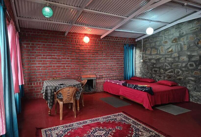 פנסיון Le Cozy Huts