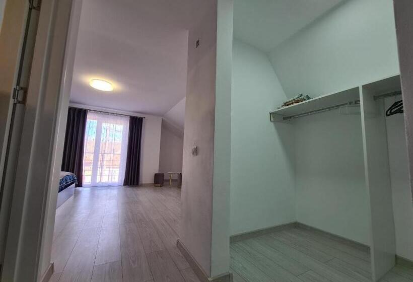 膳宿费 Margareta S House