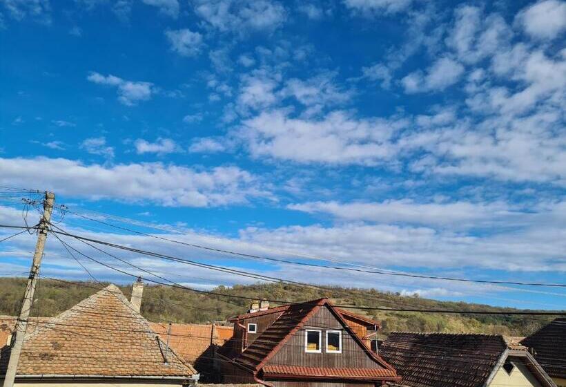 膳宿费 Margareta S House