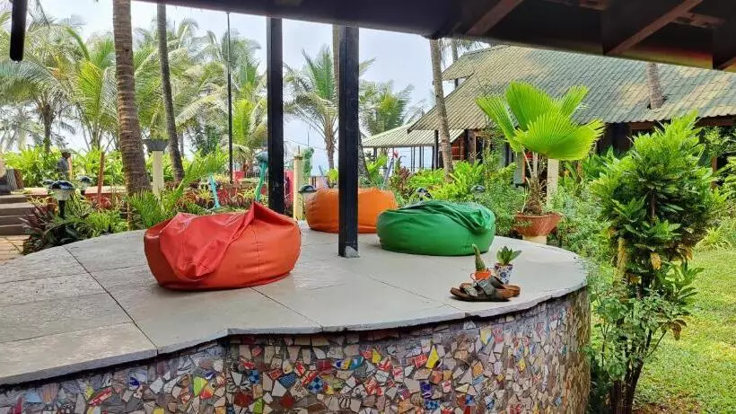 ペンション Seaface Guest House