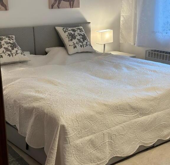 Pensjonat Unterkunft Zur Sternblume