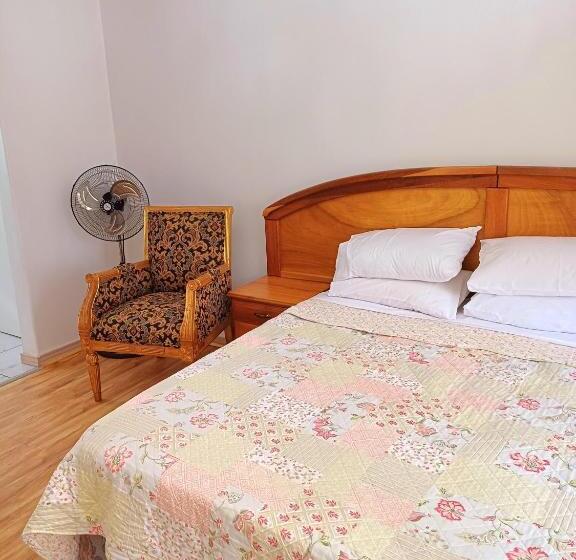 هاستل @336 Bourke