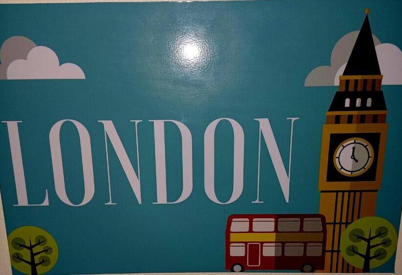 هاستل @336 Bourke