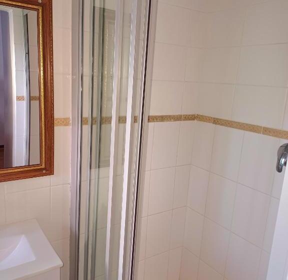 هاستل @336 Bourke