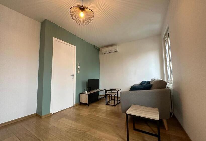 هاستل 49 Ruinart