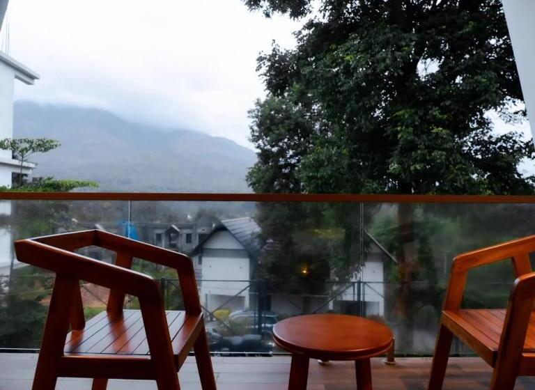 Aamiaismajoitus (B&B) Iris Highes Villas