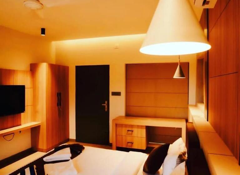 Aamiaismajoitus (B&B) Iris Highes Villas