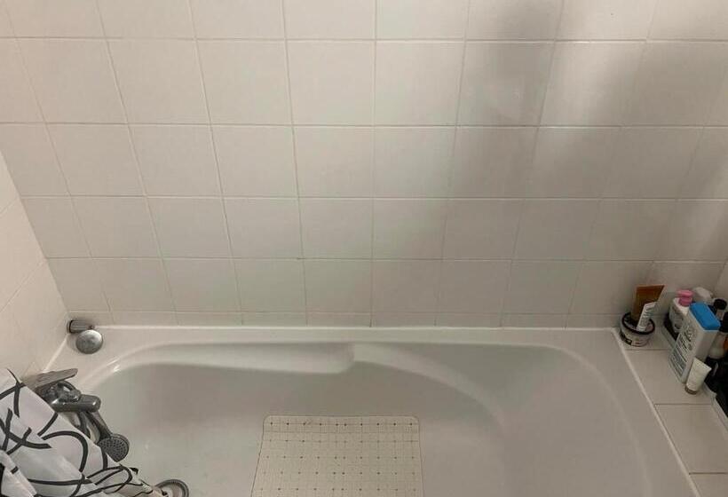 تختخواب و صبحانه Near The Palace Of Versailles Breakfast+parking