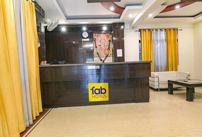 Fabhotel Cp Palace Race Course