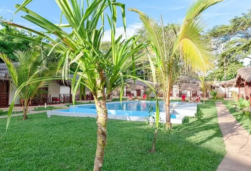 هتل Blue Sky Resort