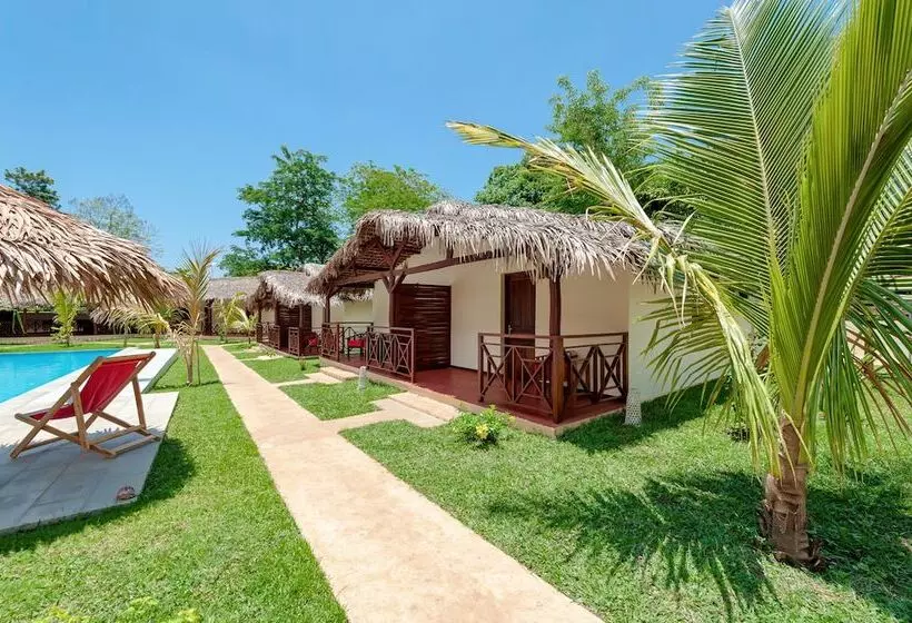 هتل Blue Sky Resort