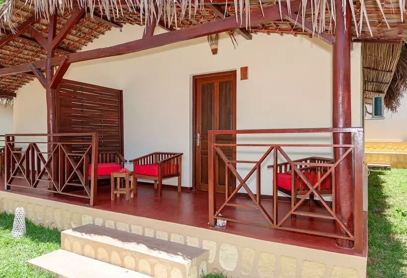 هتل Blue Sky Resort