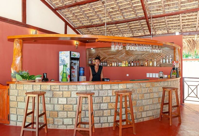 هتل Blue Sky Resort