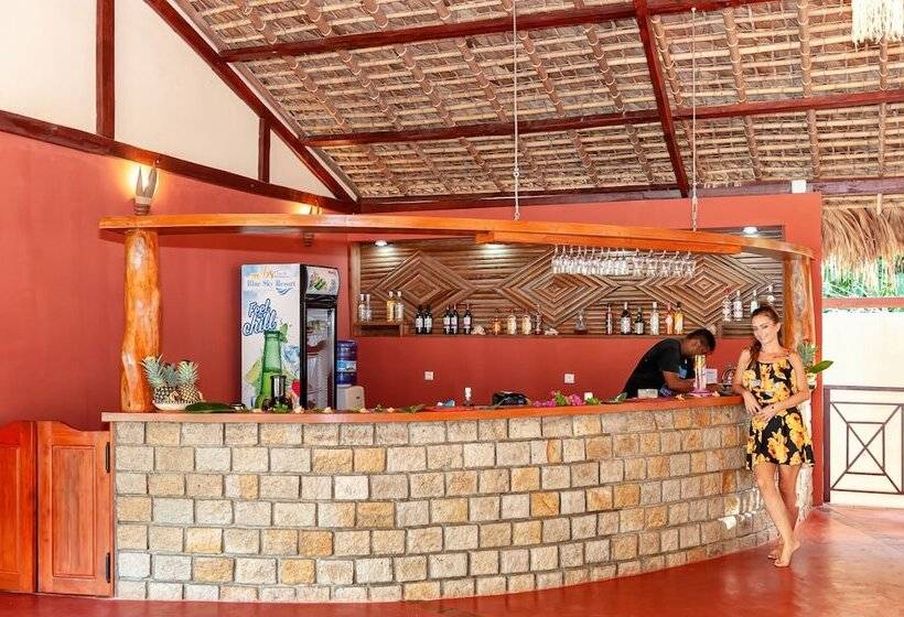 هتل Blue Sky Resort