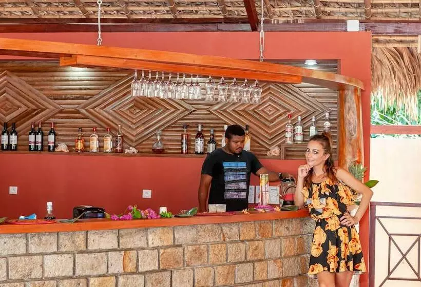 هتل Blue Sky Resort