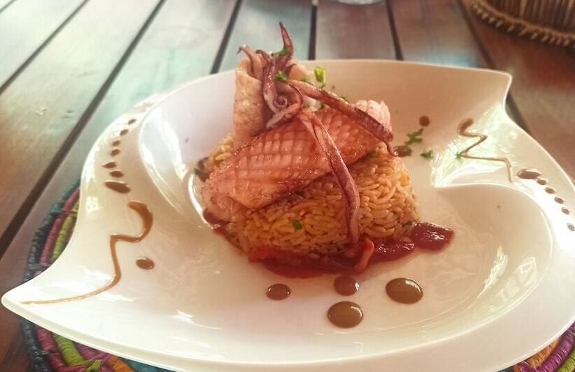 هتل Blue Sky Resort