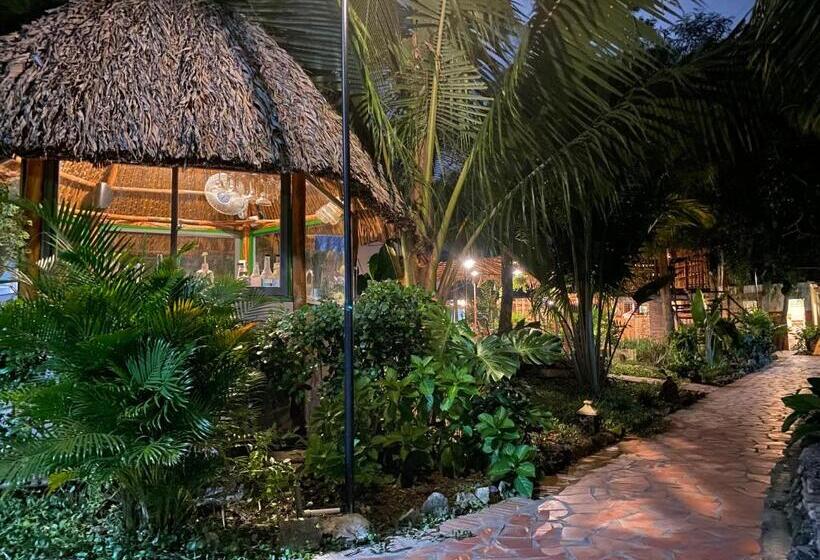 هتل Bình An Village