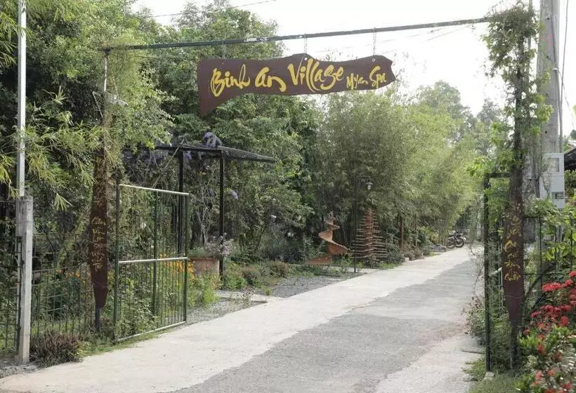 هتل Bình An Village
