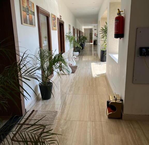 فندق Eco Park Rewa