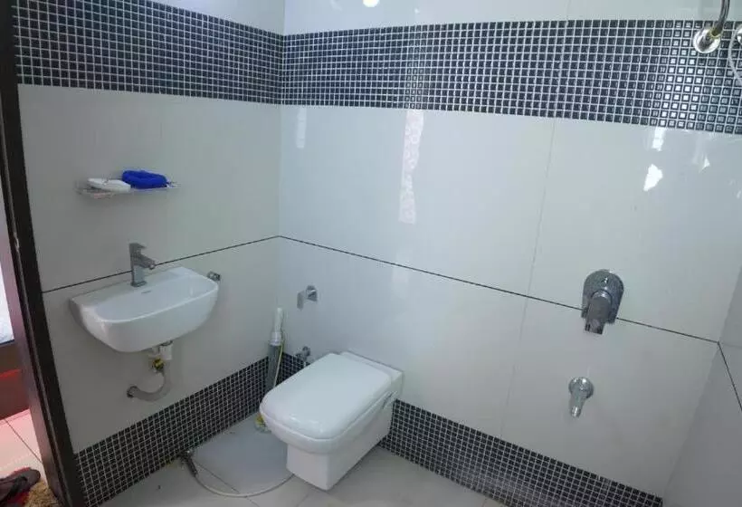 ホテル Fortune Penthouse 11th Floor With Sky Orbit Swimming Pool And Gym