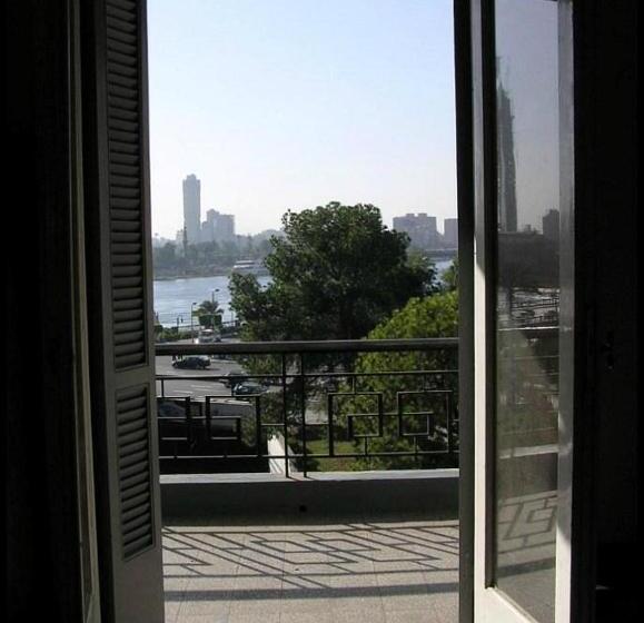 هتل Garden City House