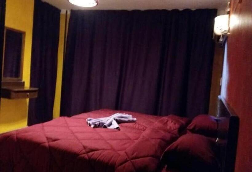 هتل Garden City House