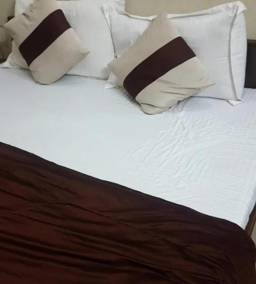 Hotelli Radiant, Ahmedabad