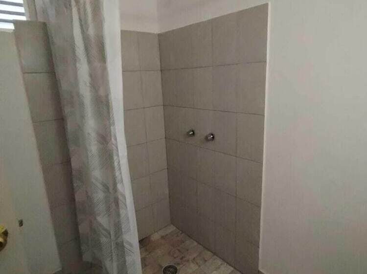 هتل Residencia Casa Blanca