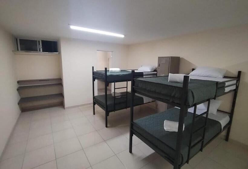 هتل Residencia Casa Blanca