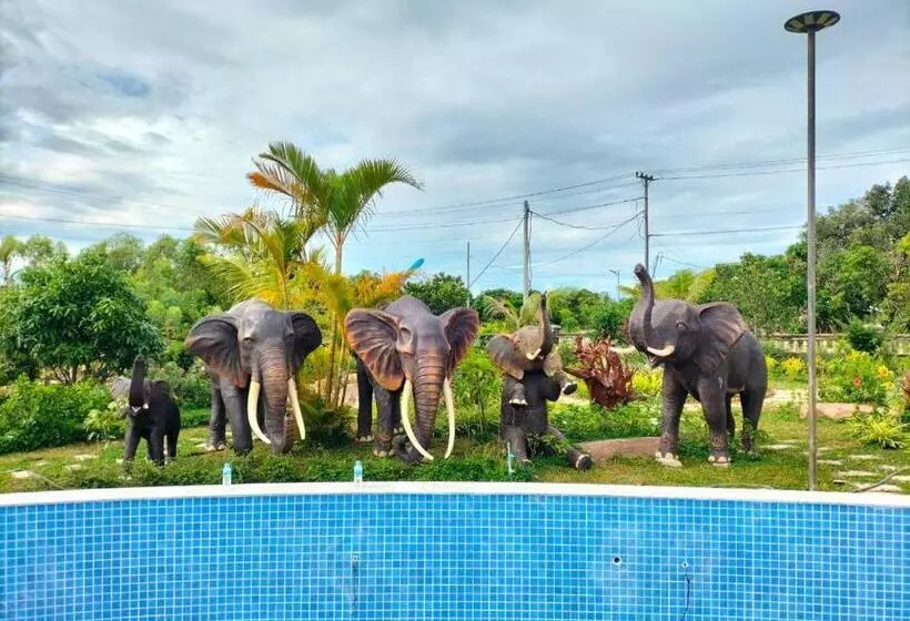 هتل Rumdual Krong Kep Resort