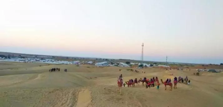 ホテル Sandstayjaisalmercamp