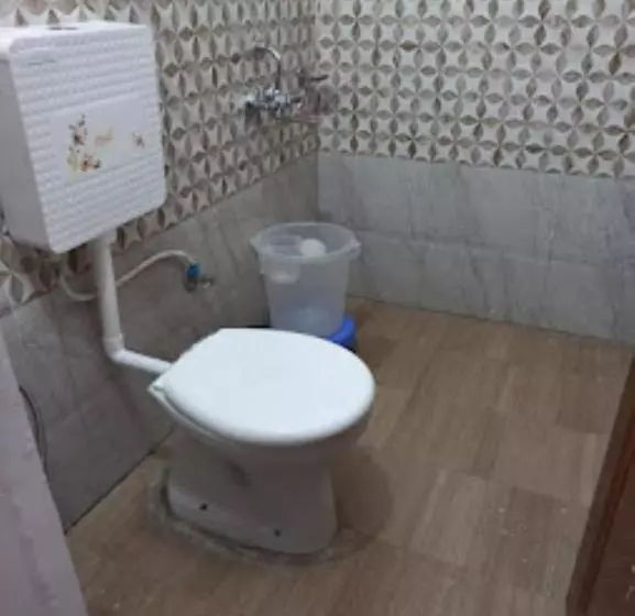 Hotelli White House Resort, Ukhimath