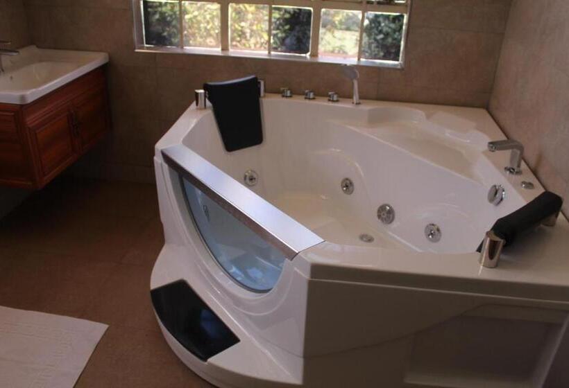 Jopendwin Rehema House Hotel, Trans Nzoia Milimani