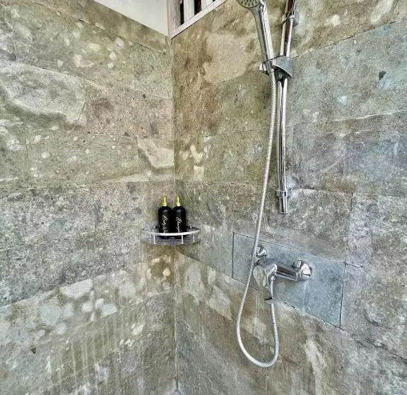 پانسیون 2rooms Guesthouse