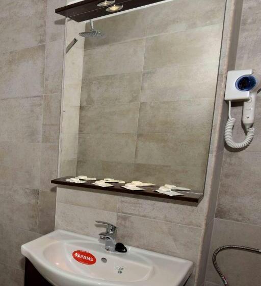 پانسیون Camere De Inchiriat Valea Prahovei