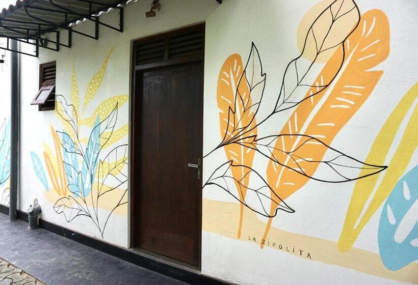 פנסיון Coast Line