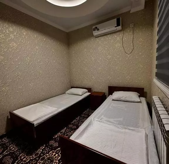 ペンション Karakalpak Travel