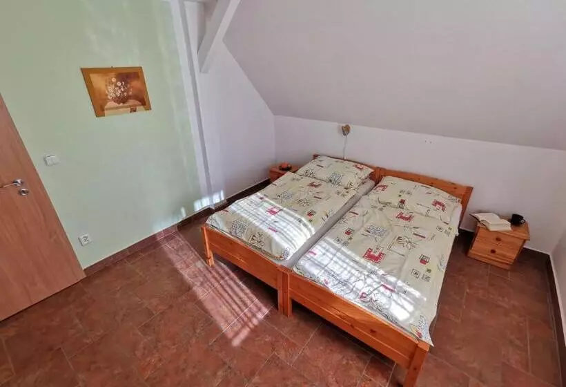 Majatalo Penzion Mia