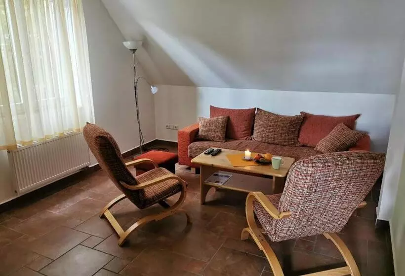 Majatalo Penzion Mia