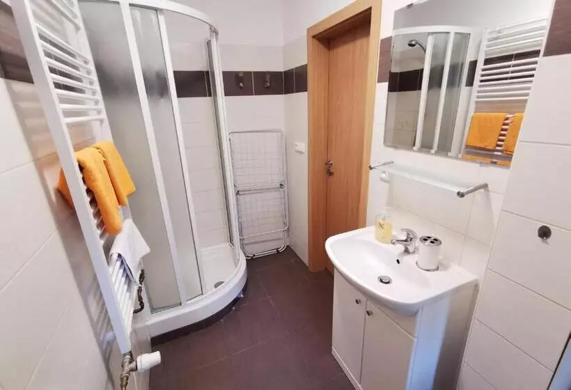 Majatalo Penzion Mia