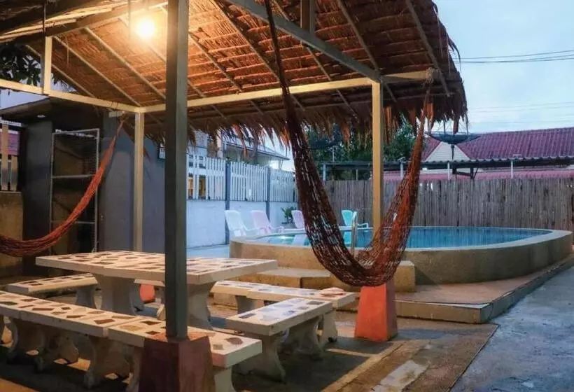 リゾートホテル Lanesra Apartment