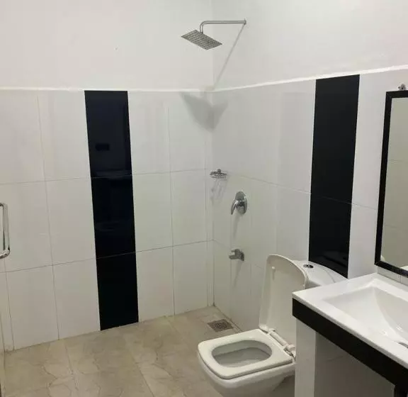 River Park Hotel   Hikkaduwa