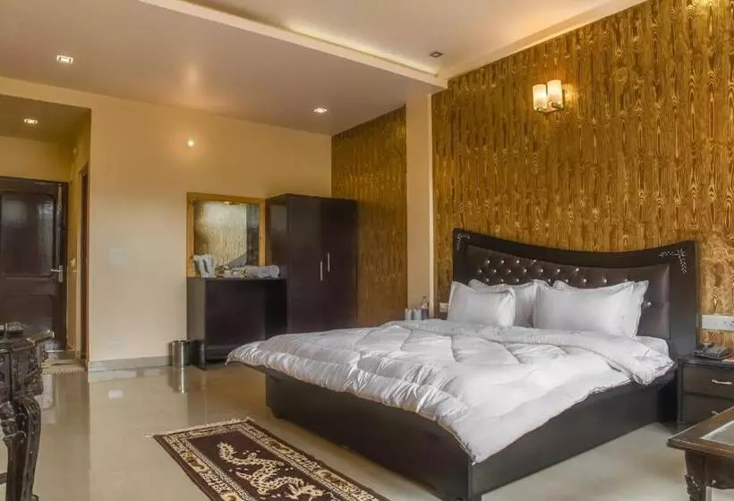 Rudra Hotel And Resort ! New ! Mountain ! Kasauli