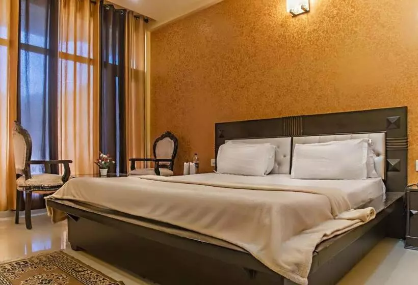 Rudra Hotel And Resort ! New ! Mountain ! Kasauli