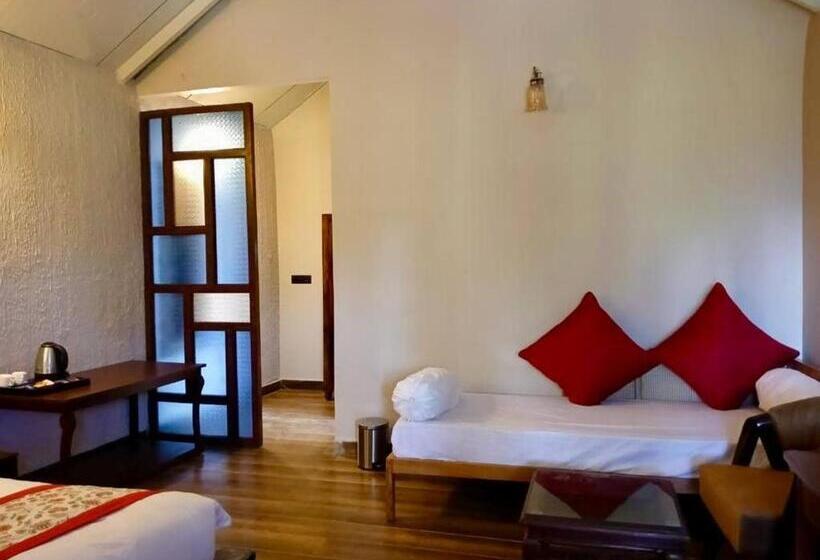 Saiprasad Tiger Resort