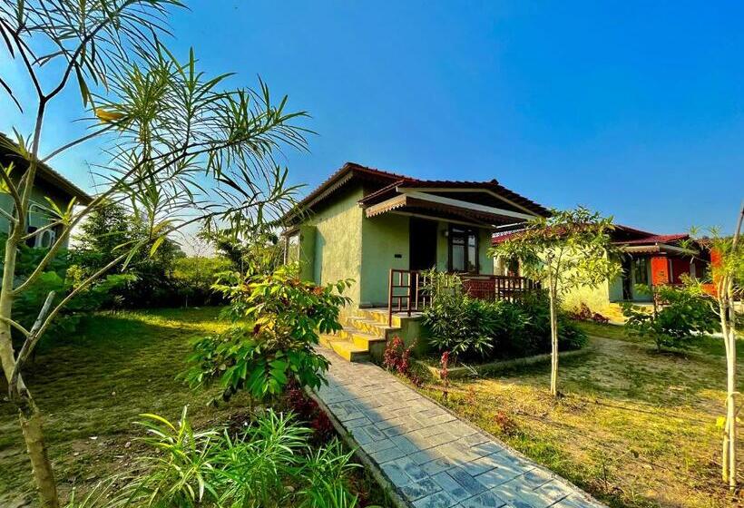 Saiprasad Tiger Resort